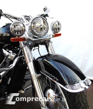HARLEY-DAVIDSON SOFTAIL DELUXE