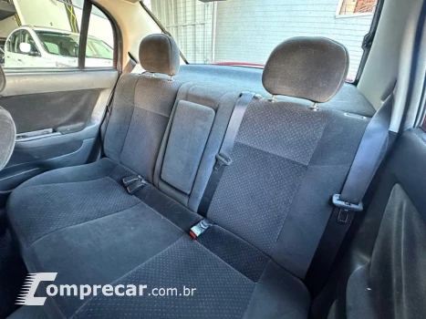 ASTRA 2.0 MPFI Advantage Sedan 8V
