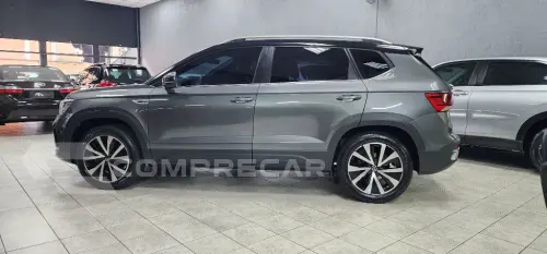 TAOS Highline 1.4 250 TSI Flex Aut.