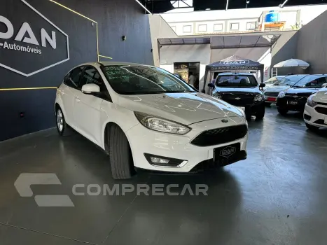 FOCUS 2.0 Titanium Hatch 16V