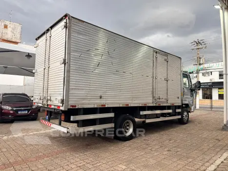 CARGO 815 4X2