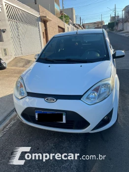 FORD FIESTA 1.6 Rocam Hatch 8V 4 portas