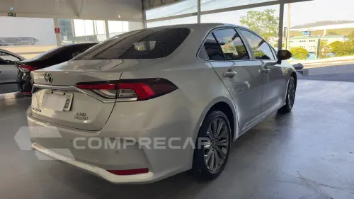 COROLLA 1.8 VVT-I Hybrid Altis