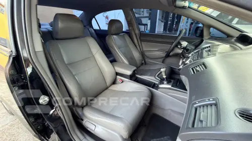 CIVIC 1.8 LXL 16V