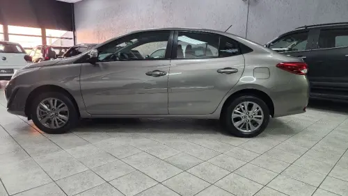 YARIS XL Plus Con. Sed. 1.5 Flex 16V Aut