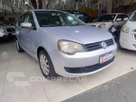 POLO SEDAN - 1.6 MI 8V 4P MANUAL