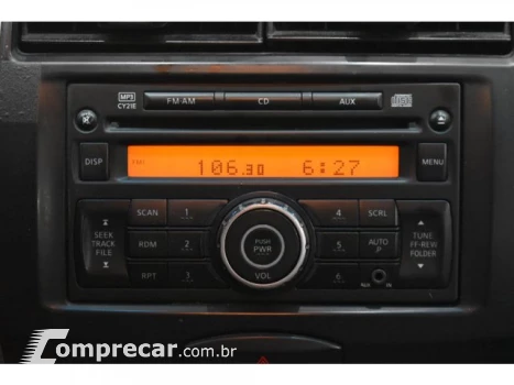 LIVINA - 1.8 SL 16V 4P AUTOMÁTICO