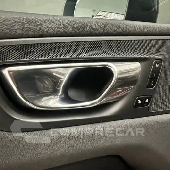 XC 60 T-8 MOMENTUM 2.0 (Híbrido)