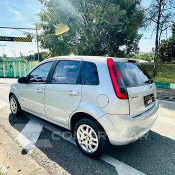 FIESTA 1.6 MPI Class Hatch 8V