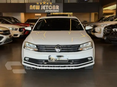 JETTA 2.0 TSI HIGHLINE 211CV GASOLINA 4P TIPTRONIC