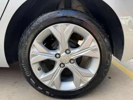 ONIX HATCH PREM. 1.0 12V TB Flex 5p Aut.