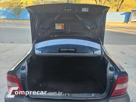 Vectra GLS/Expres.2.2/ 2.0 e 2.0 CD 8V
