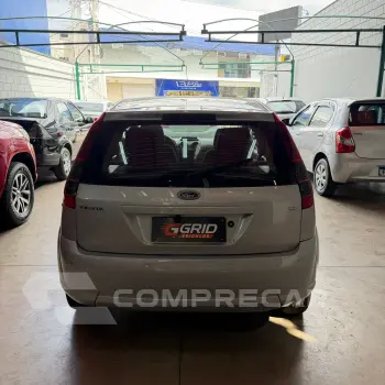 FIESTA 1.6 MPI Class Hatch 8V