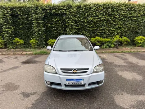 ASTRA 2.0 MPFI Advantage 8V