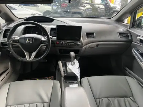 Civic 1.8 16V 4P EXS AUTOMÁTICO