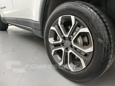 COMMANDER 1.3 T270 TURBO FLEX LIMITED AT6