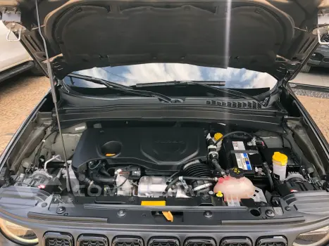 Renegade 1.3 T270 Turbo Flex Sport At6