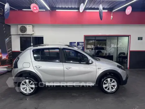 Sandero Stepway 1.6 Automático