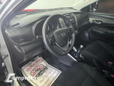 YARIS 1.5 16V Sedan XL