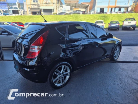 i30 2.0 16V 145cv 5p Mec.