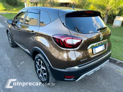 Renault CAPTUR 1.6 16V SCE Intense 4 portas