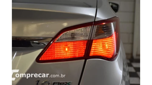 HB20S - 1.6 COMFORT PLUS 16V 4P MANUAL