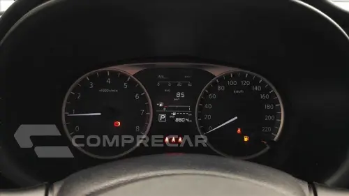 KICKS PLAY 1.6 16V FLEXSTART SENSE XTRONIC