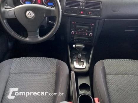 Golf 2.0 Mi 8V Flex 4P Tiptronic