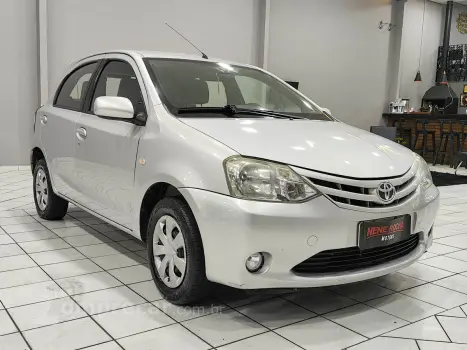 Toyota ETIOS XS  1.3 Flex 16V 5p Mec. 5 portas