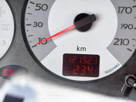 Clio Hatch. Campus 1.0 16V (flex) 4p