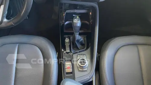 BMW X1 2.0 16V TURBO SDRIVE20I 4P