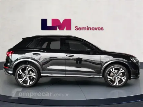 Q3 2.0 40 TFSI GASOLINA PERFORMANCE BLACK QUATTRO