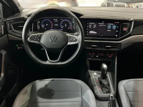 NIVUS HIGHLINE 1.0 200 TSI FLEX AUT.