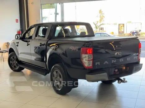 Ranger 2.2 16V XLS DIESEL 4X4 CABINE DUPLA AUTOMÁTICO
