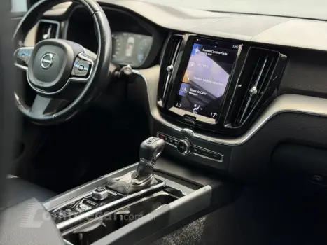 XC 60 T-5 MOMENTUM 2.0 254cv AWD 5p