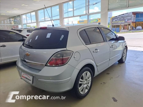VECTRA 2.0 MPFI GT HATCH 8V FLEX 4P MANUAL