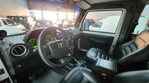 T-4 4x4 3.0 TB Int. Cap. Rígida Diesel