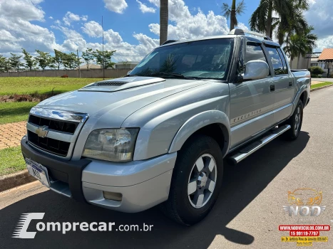 CHEVROLET S10 2.4 MPFI Executive 4X2 CD 8V 4 portas