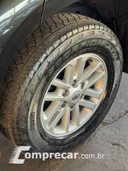 Hilux SW4 SR 4x2 2.7/ 2.7 Flex 16V Aut.