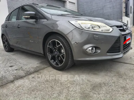 FOCUS 2.0 Titanium Plus Hatch 16V Auto