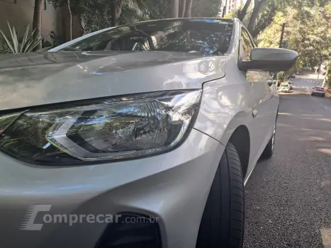 ONIX 1.0 Turbo Plus LT