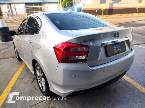 CITY 1.5 LX Sedan 16V