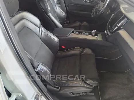 XC60 2.0 16V 4P T8 HYBRID R-DESIGN AWD GEARTRONIC AUTOMÁTICO