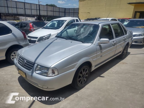 Volkswagen Santana 1.8 4 portas