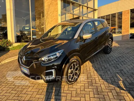Renault CAPTUR Intense Bose 1.6 16V Flex 5p Aut. 4 portas
