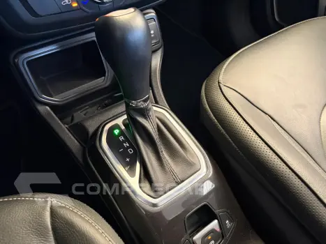 RENEGADE 1.3 T270 TURBO FLEX LONGITUDE AT6