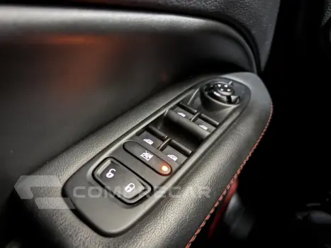 COMPASS 2.0 16V DIESEL TRAILHAWK 4X4 AUTOMÁTICO