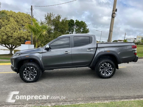 L200 TRITON 2.4 16V TURBO DIESEL SPORT HPE-S CD 4P 4X4 AUTOM