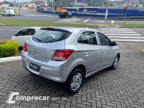 ONIX HATCH LT 1.0 8V FlexPower 5p Mec.