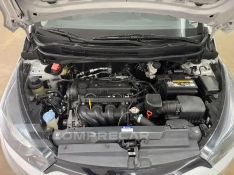HB20S 1.6 COMFORT PLUS 16V FLEX 4P AUTOMATICO